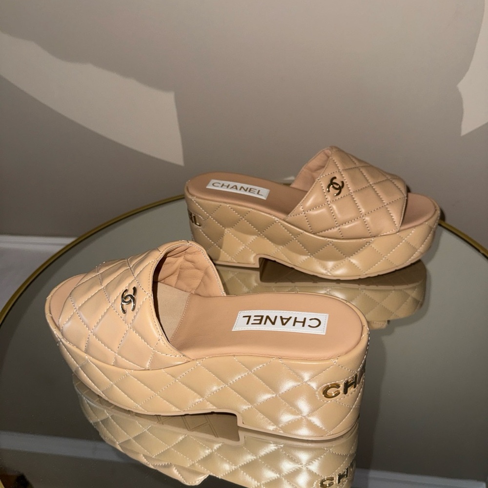 CHANEL DAD Sandals CC logo Quilted leather platform slides sz 39 - Picture 7 of 17
